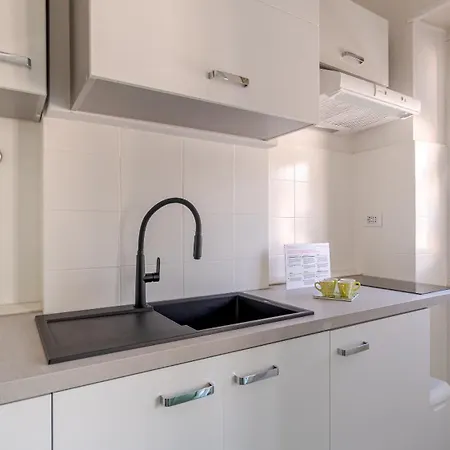 Italianway - Costaguta 75 Apartman *